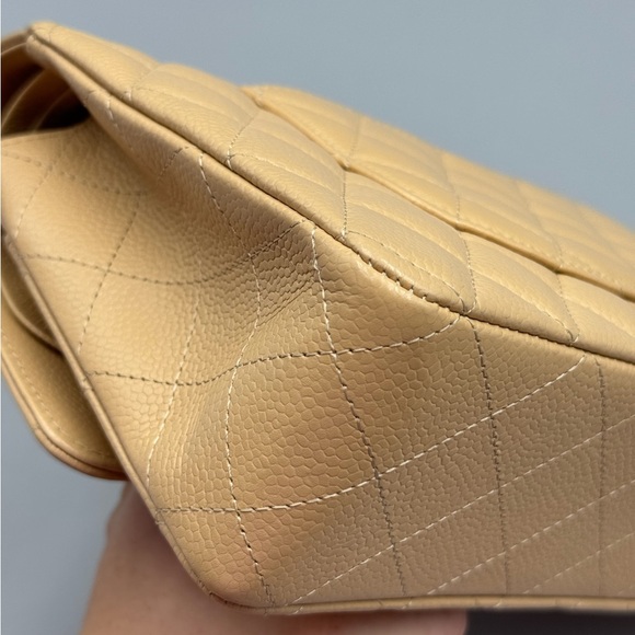 Chanel Beige Caviar Medium double flap Classic Bag - Picture 13 of 15